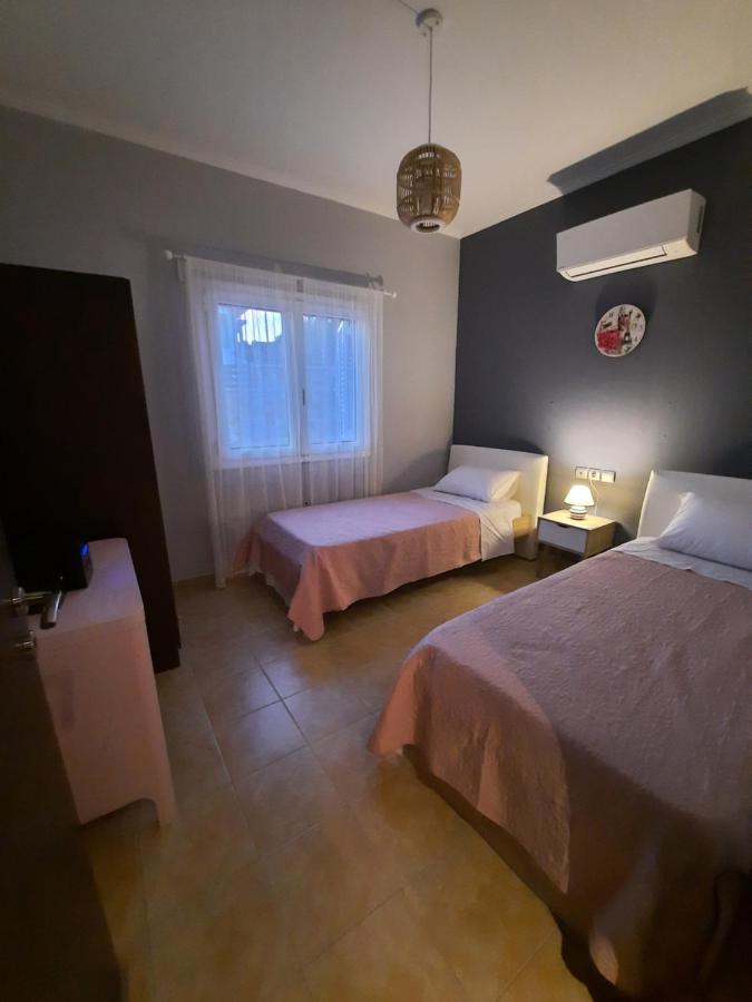 Villa Elli Choika Exteriör bild