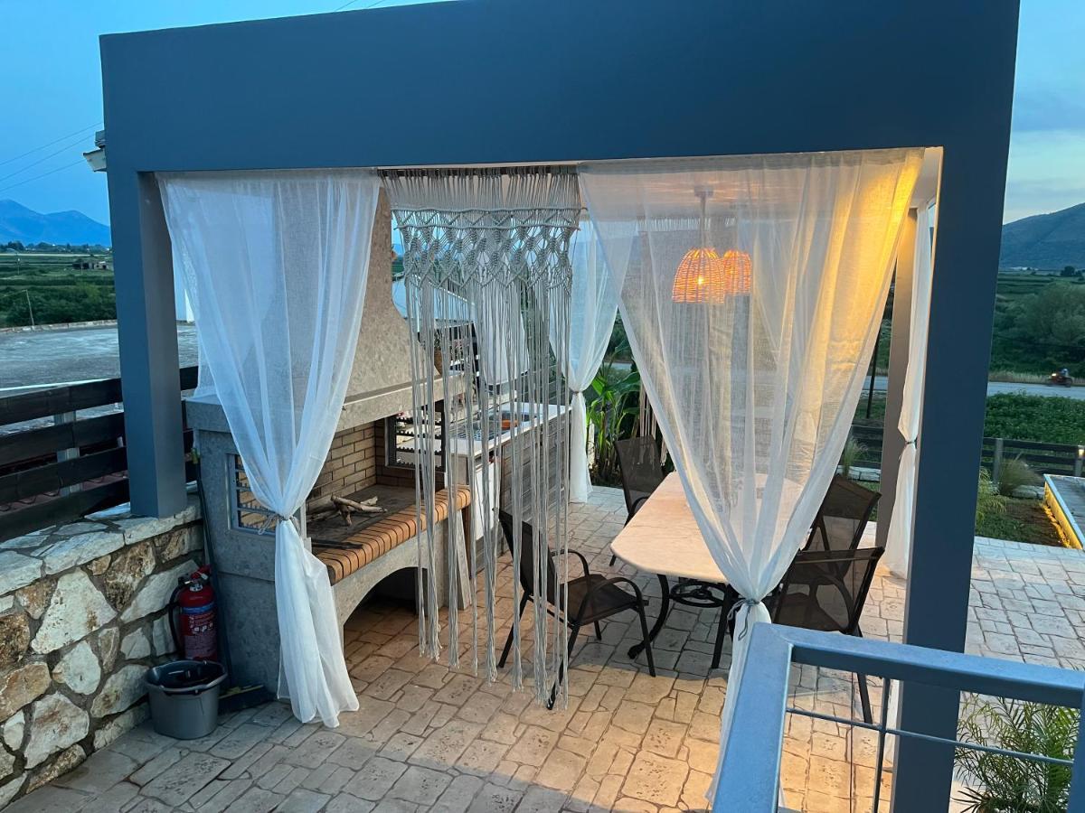 Villa Elli Choika Exteriör bild