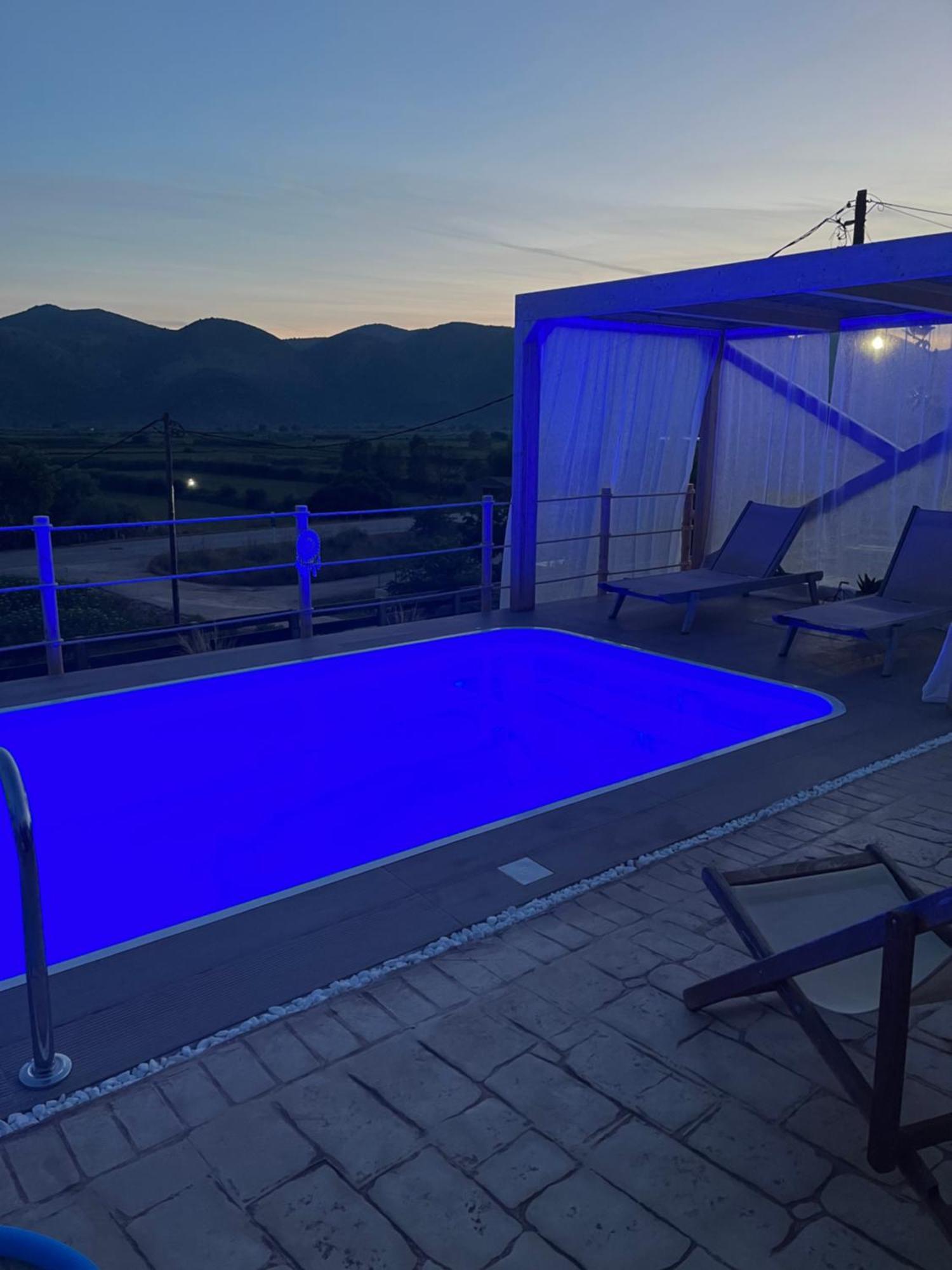 Villa Elli Choika Exteriör bild