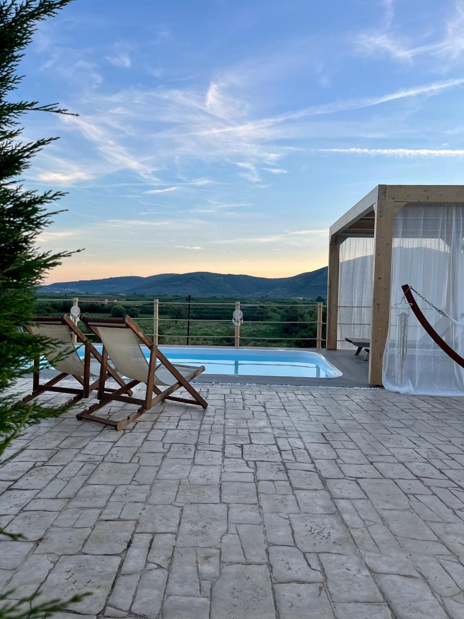 Villa Elli Choika Exteriör bild